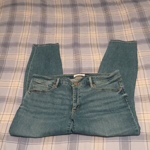 LOFT Women's Skinny Jeans in Blue Gently Used
